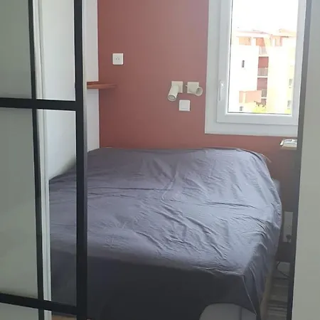 Renove En 2025 A La Marina 아파트